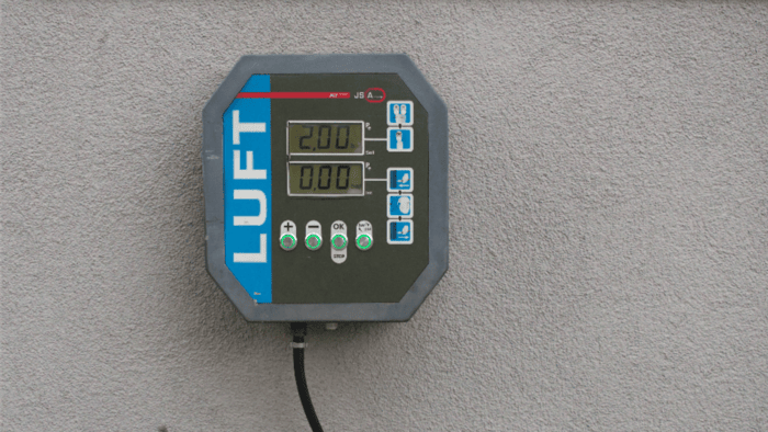 Kompresor na dofukovanie pneumatík